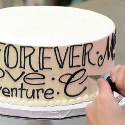 White Flower Cake Shoppe Writing on Cakes in buttercream with Lauren (C1)