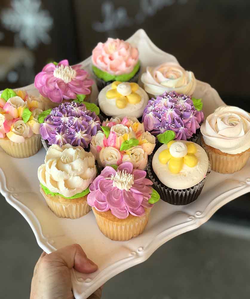 January 21 (Sunday) Floral Cupcakes Ladies' Night 12:00pm-1:30pm