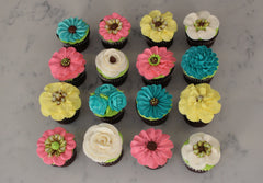 Floral Cupcakes Featuring Rose Tips (C2)